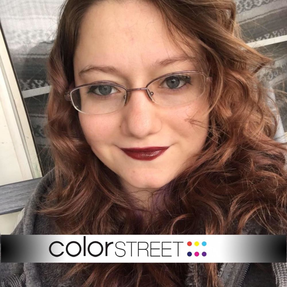 Meet your Posher, Stephy